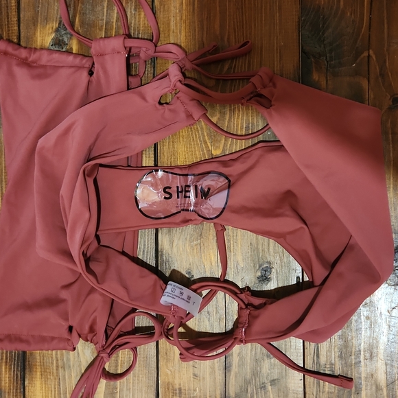 Shein bikini - Picture 2 of 3